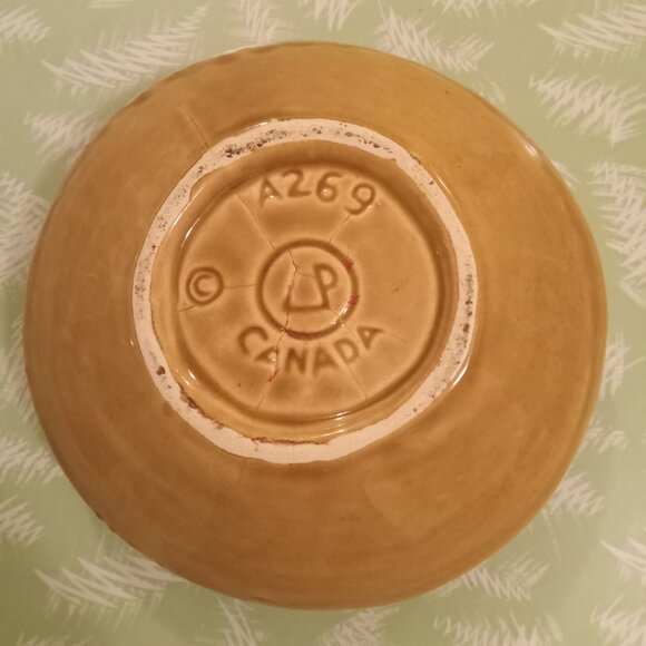 Expo 67 ashtray made in Canada poterie laurentienne - Picture 2 of 3